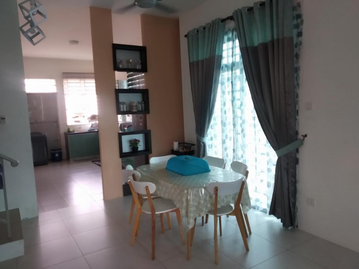 Fathullah'S Homestay Alor Setar Ngoại thất bức ảnh